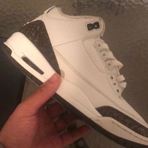 Jordan 3s